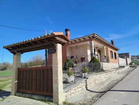 Maison familiale à Peral de Arlanza avec jardin clôturé - Photo 21