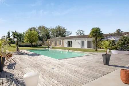 Villa charmante à Saint-Germain-d'Esteuil avec piscine privée - Photo 1