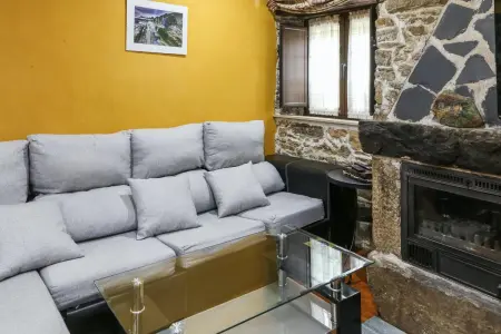 Maison spacieuse avec jacuzzi, vue sur la montagne et proche de Tineo - Photo 11