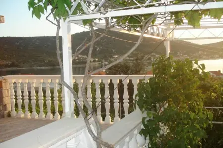 Appartement charmant à Vinišće avec parking inclus - Photo 26