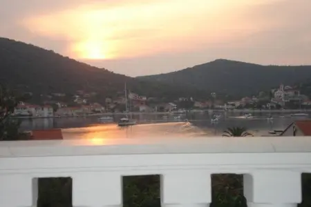 Appartement charmant à Vinišće avec parking inclus - Photo 36