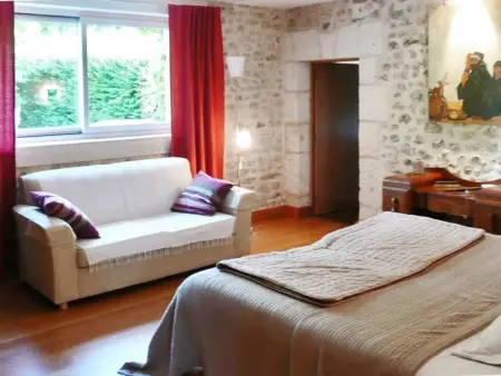 Maison spacieuse avec piscine au cœur de Bellon - Photo 11