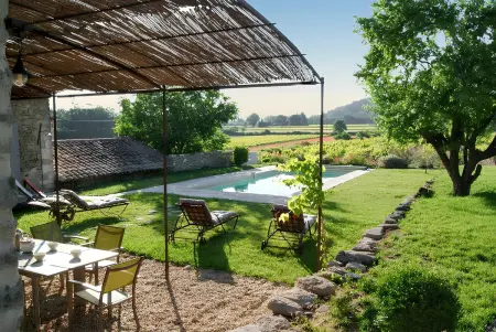 Villa spacieuse à Oppède avec piscine et vue imprenable - Photo 5