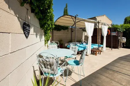 Charmante Villa Provençale avec Piscine Privée - Photo 3