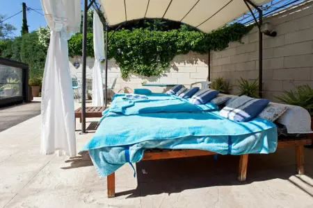 Charmante Villa Provençale avec Piscine Privée - Photo 14