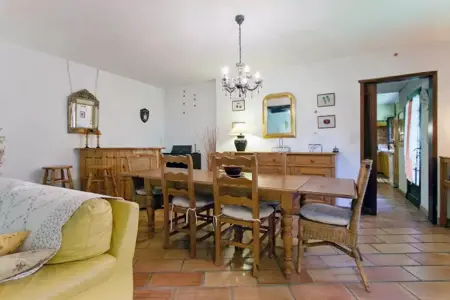 Charmante Villa Provençale avec Piscine Privée - Photo 18