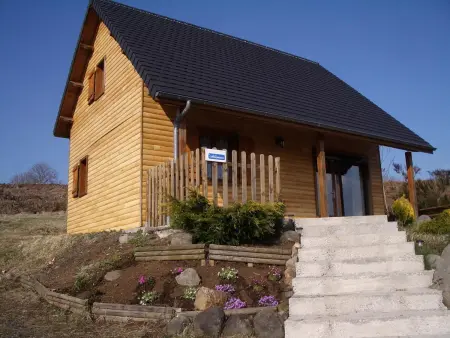 Chalet charmant à Saint-Gènes-Champespe avec parking privé - Photo 11