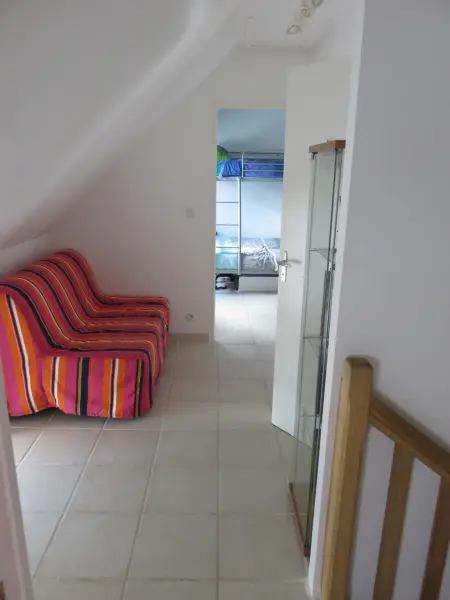 Maison confortable à Ploëzal avec jardin et terrasse - Photo 9