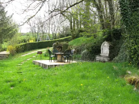 Maison de charme à Saint-Laurent-la-Roche avec jardin clôturé - Photo 11