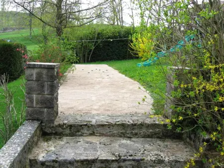 Maison de charme à Saint-Laurent-la-Roche avec jardin clôturé - Photo 13