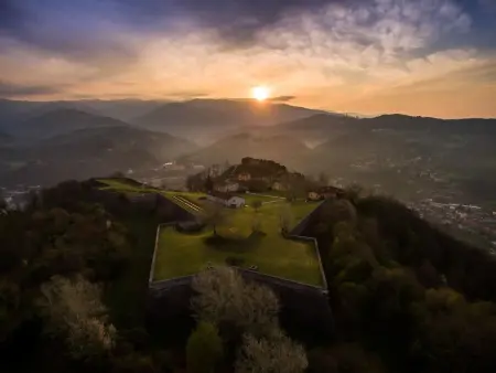 Maison confortable avec piscine à Castelnuovo di Garfagnana - Photo 34