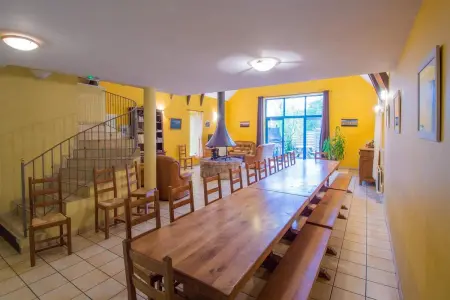 Grande maison conviviale à Saint-Côme-d'Olt avec jardin et cheminée - Photo 15