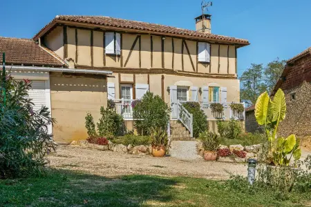 Villa charmante en pleine campagne de Courrensan avec piscine privée - Photo 1