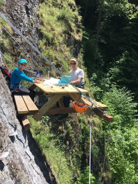 Maison cosy à Cauterets avec vue sur les montagnes et jardin - Photo 22