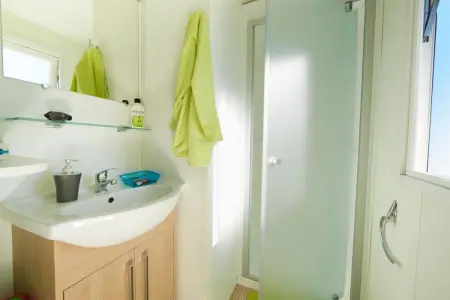 Bungalow confortable à Saint-Jean-de-Monts avec piscine - Photo 6