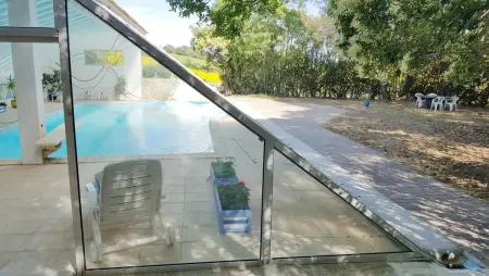 Villa spacieuse à Crastes avec piscine privée et vue montagne - Photo 27