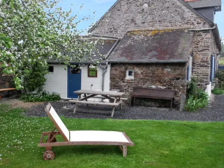 Maison charmante à Pordic, cheminées et jardin clos - Photo 8