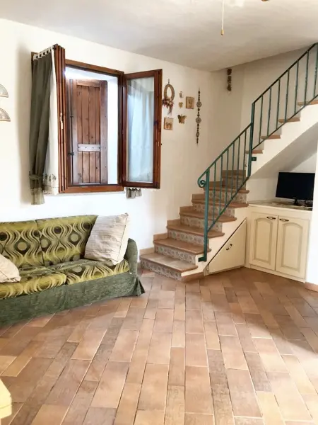 Maison charmante à Calasetta avec terrasse et jardin - Photo 4