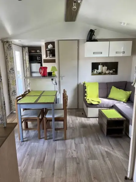 Confortable bungalow proche de Vias avec piscine partagée - Photo 24