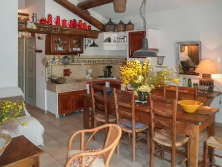 Maison charmante à Oppède avec piscine partagée - Photo 5