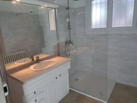 Maison avec piscine privée à Caromb, idéale pour famille - Photo 7