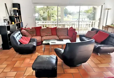 Villa spacieuse à Aimargues avec piscine privée - Photo 3