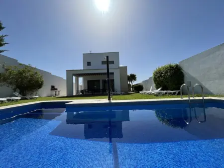 Villa spacieuse à Conil de la Frontera avec piscine privée - Photo 23