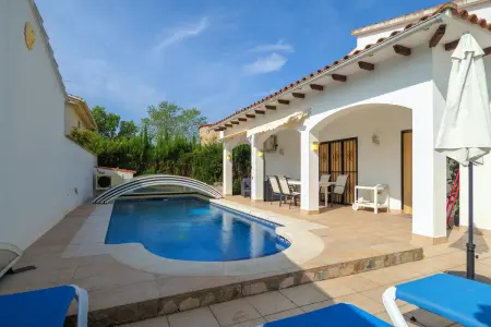 Villa charmante avec piscine privée à Castelló d'Empúries - Photo 3