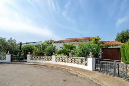 Villa charmante avec piscine privée à Castelló d'Empúries - Photo 29