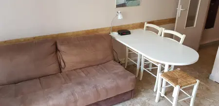 Studio lumineux à Marseille - 20 m² - Balcon avec vue sur jardin - Photo 11