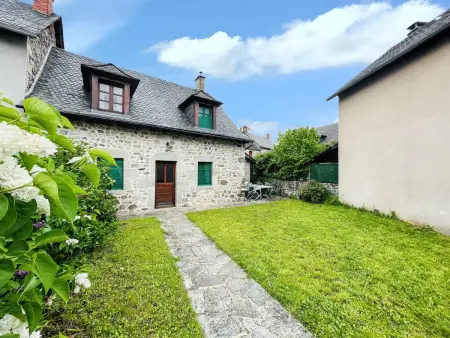Maison cosy à Lanobre + Jardin, Maison 6 personnes à Lanobre - Photo 1