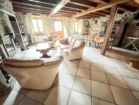 Maison cosy à Lanobre + Jardin, Maison 6 personnes à Lanobre - Photo 6