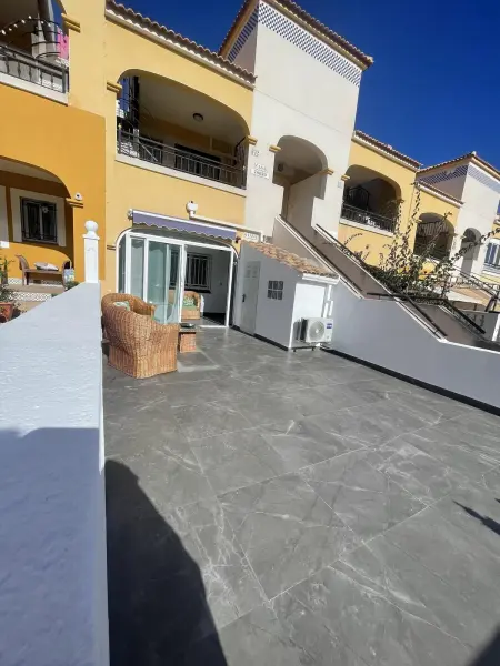 Appartement élégant à Orihuela Costa - 55 m² + Piscine partagée - Photo 6
