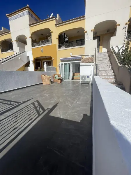 Appartement élégant à Orihuela Costa - 55 m² + Piscine partagée - Photo 11