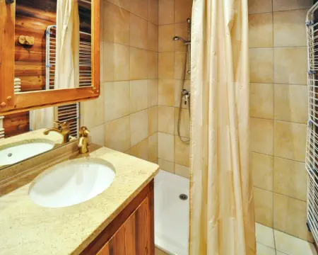 Appartement lumineux à La Chapelle-d'Abondance, vue montagne. - Photo 9