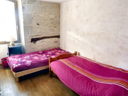 Maison chaleureuse à Lalbenque avec jardin clôturé - Photo 12