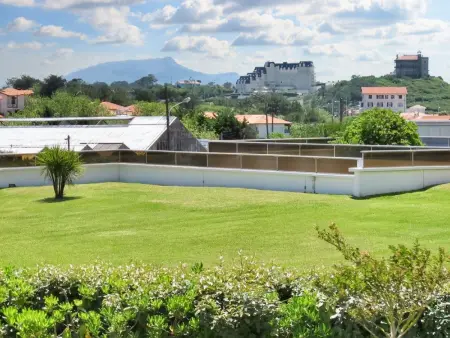 Appartement chic à Biarritz avec vue sur montagnes - 70 m² - Photo 14