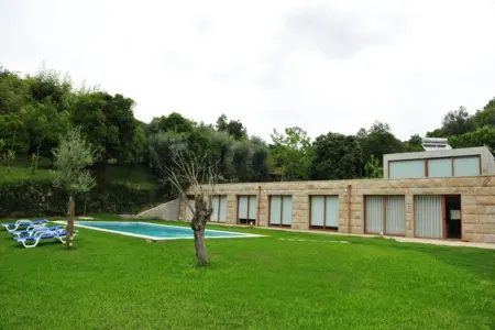 Villa spacieuse à Caniçada avec piscine privée ouverte toute l'année - Photo 1