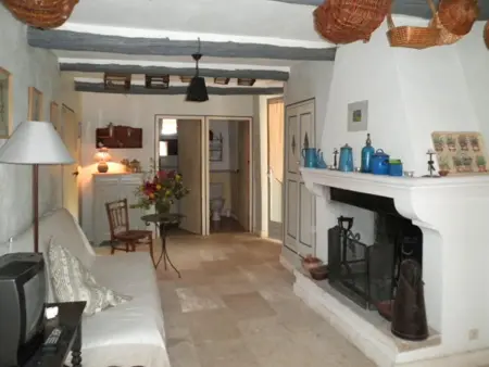 Appartement accueillant avec piscine à Oppède 70 m², vue montagne - Photo 7