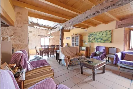 Maison spacieuse à Llano de Bureba avec cheminée et vue montagne - Photo 1