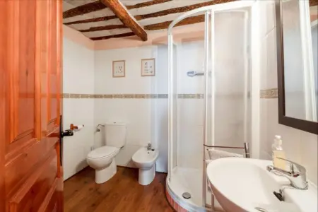 Maison spacieuse à Llano de Bureba avec cheminée et vue montagne - Photo 9