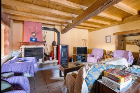 Maison spacieuse à Llano de Bureba avec cheminée et vue montagne - Photo 14