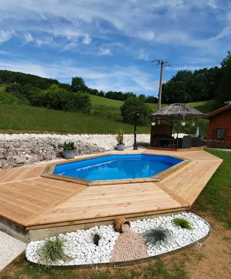 Chalet charmant à Dausse avec piscine et jardin - Photo 1
