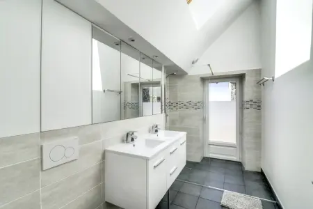 Incroyable villa à Amponville avec piscine privée. - Photo 8