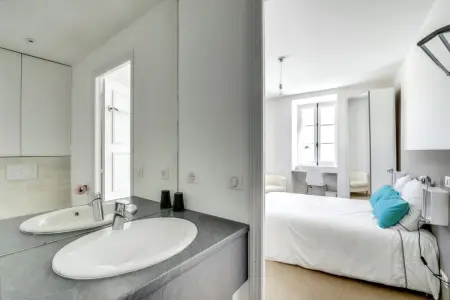 Incroyable villa à Amponville avec piscine privée. - Photo 35