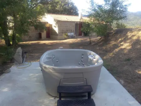 Maison charmante avec jacuzzi et vue sur montagne à Sartène - Photo 16