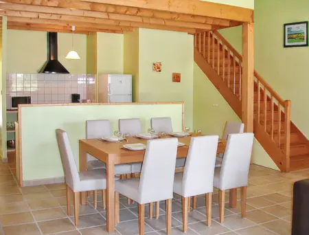 Maison spacieuse avec piscine partagée à Saint-Vincent-la-Châtre. - Photo 3