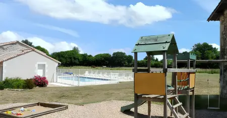 Maison spacieuse avec piscine partagée à Saint-Vincent-la-Châtre. - Photo 4