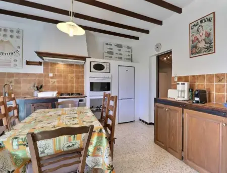 Charmante maison en Camargue avec piscine partagée - Photo 6