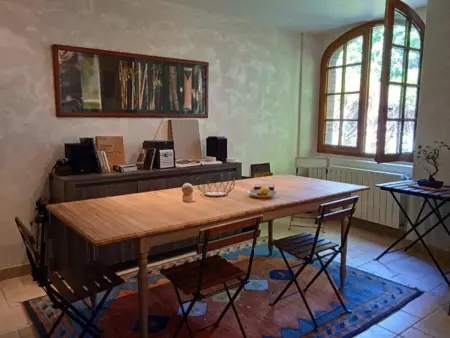 Maison chaleureuse à Cézy avec jardin clôturé - Photo 3